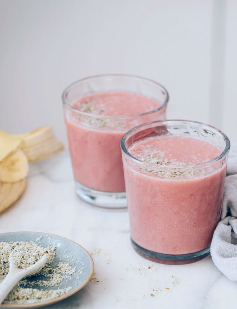 strawberry-peanut-butter-smoothie
