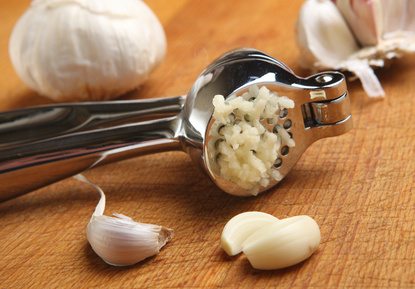 eating clean crushed garlic
