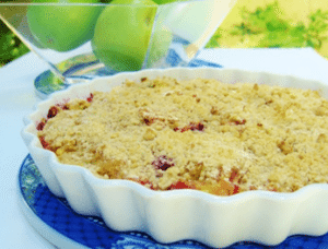 clean eating apple cranberry crumble pie for kids