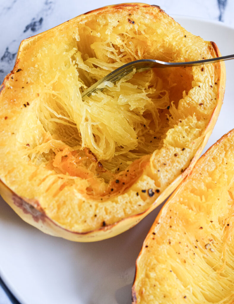 how to cook spaghetti squash in the oven