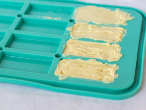 pampered chef snack bar mold