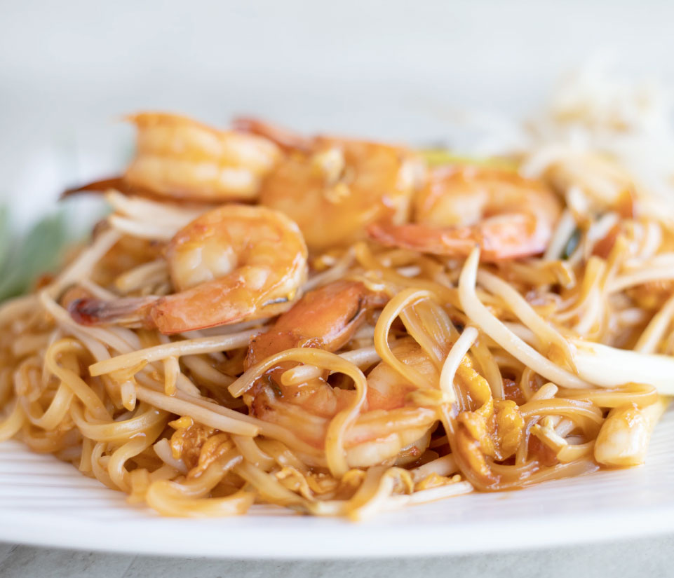 pad thai with shrimp