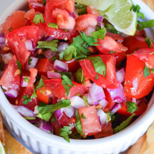 salsa with fresh tomatoes