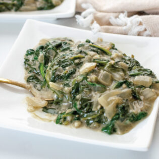How to Make Creamy Spinach