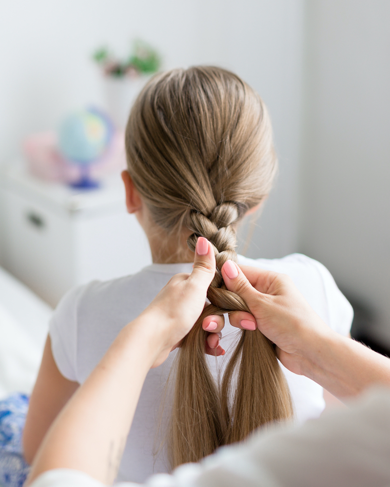 natural lice prevention and treatment